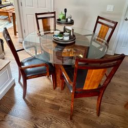 Dining Table w/ 4 Chairs - Round Glass w/ Wood Base!