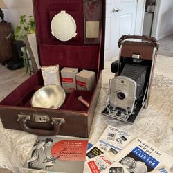 VTG Polaroid Speedliner Land Camera & Case