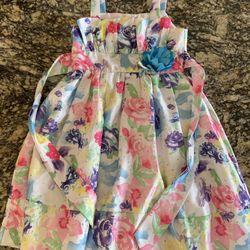 Girl’s floral dress size 7
