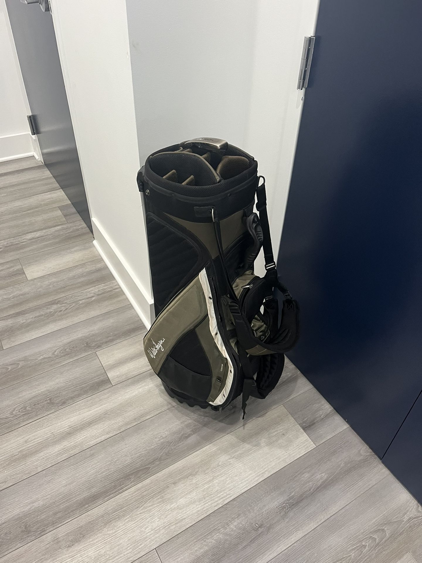 Walter Hagen Golf Bag 