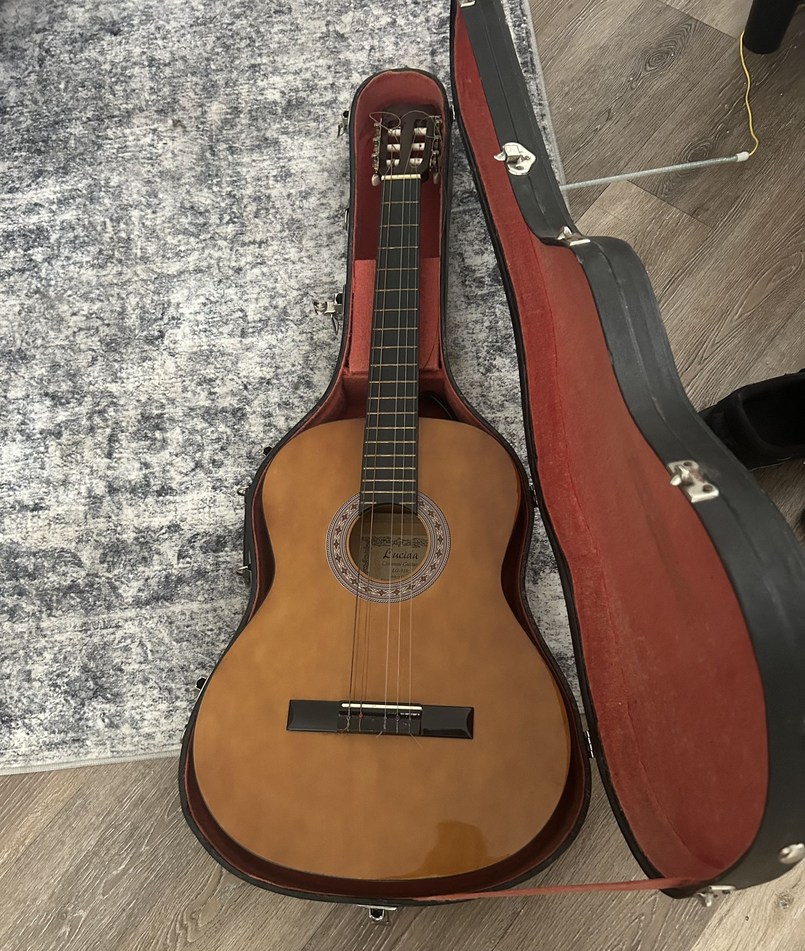Acoustic Guitar With Case And Accessories