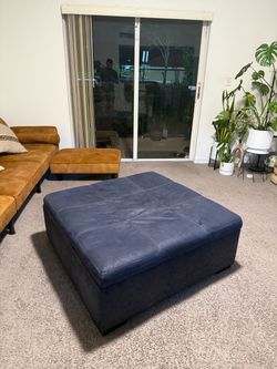 Storage Ottoman Coffee Table – Navy Blue – Excellent Condition