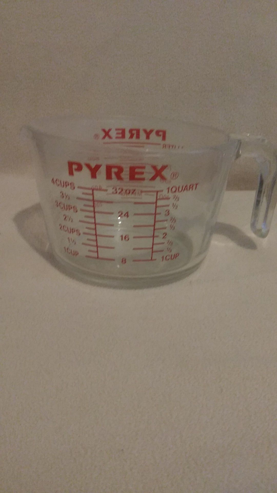 Pyrex Glass Measuring Container