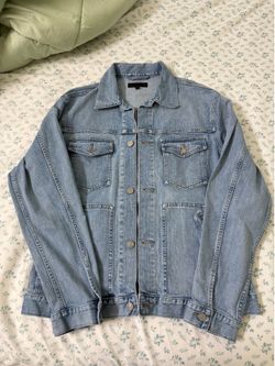 UNIQLO blue denim jacket size M like new