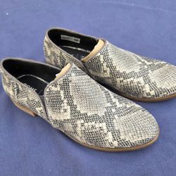 Women's TOMS Shaye Low Faux Snakeskin Shoes - NWT - Size 8