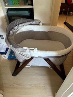 Ingenuity Foldaway Wood Bassinet
