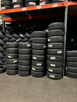 245 65 17 Tire Set