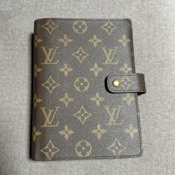 Louis Vuitton MM Agenda 