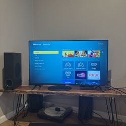 40” Inch Smart TV 