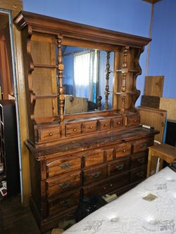 Real Wood Dresser, Night Stand And Chest Set