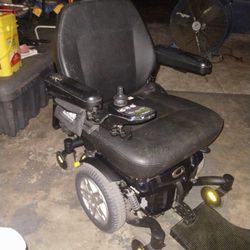 Quantum Edge HD Wheelchair Scooter 