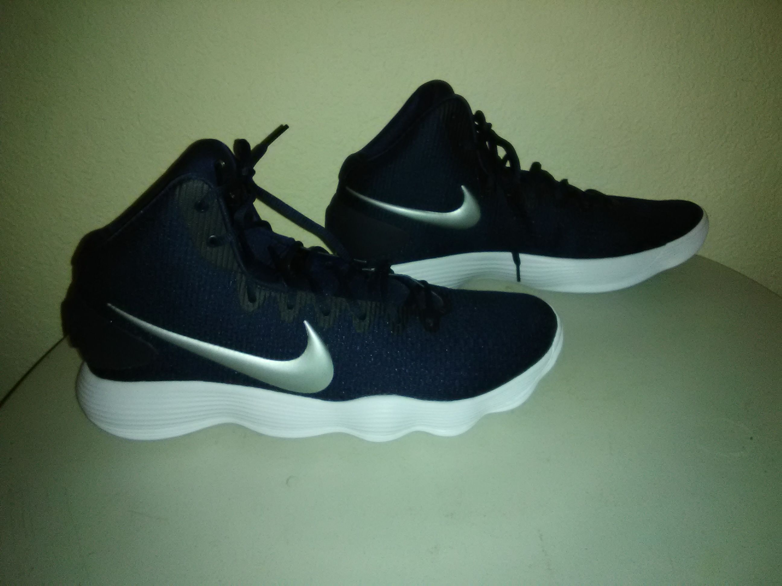 Golden state warriors NIKE HD Basketball Shoes size 15 belonging to a