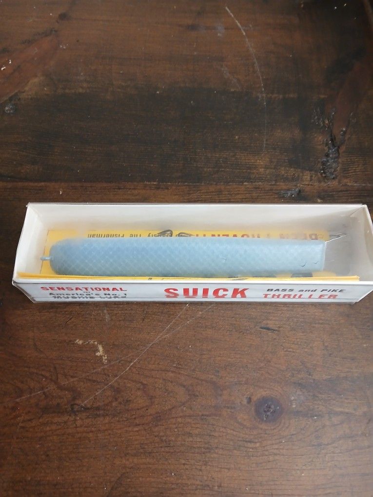 Vintage Suick Bass & Pike Thriller, Fishing Lure in box Blue And White 7”