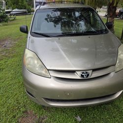 2006 Toyota Sienna