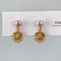 925 Silver Earpost Daisy Real Freshwater Pearl Earrings