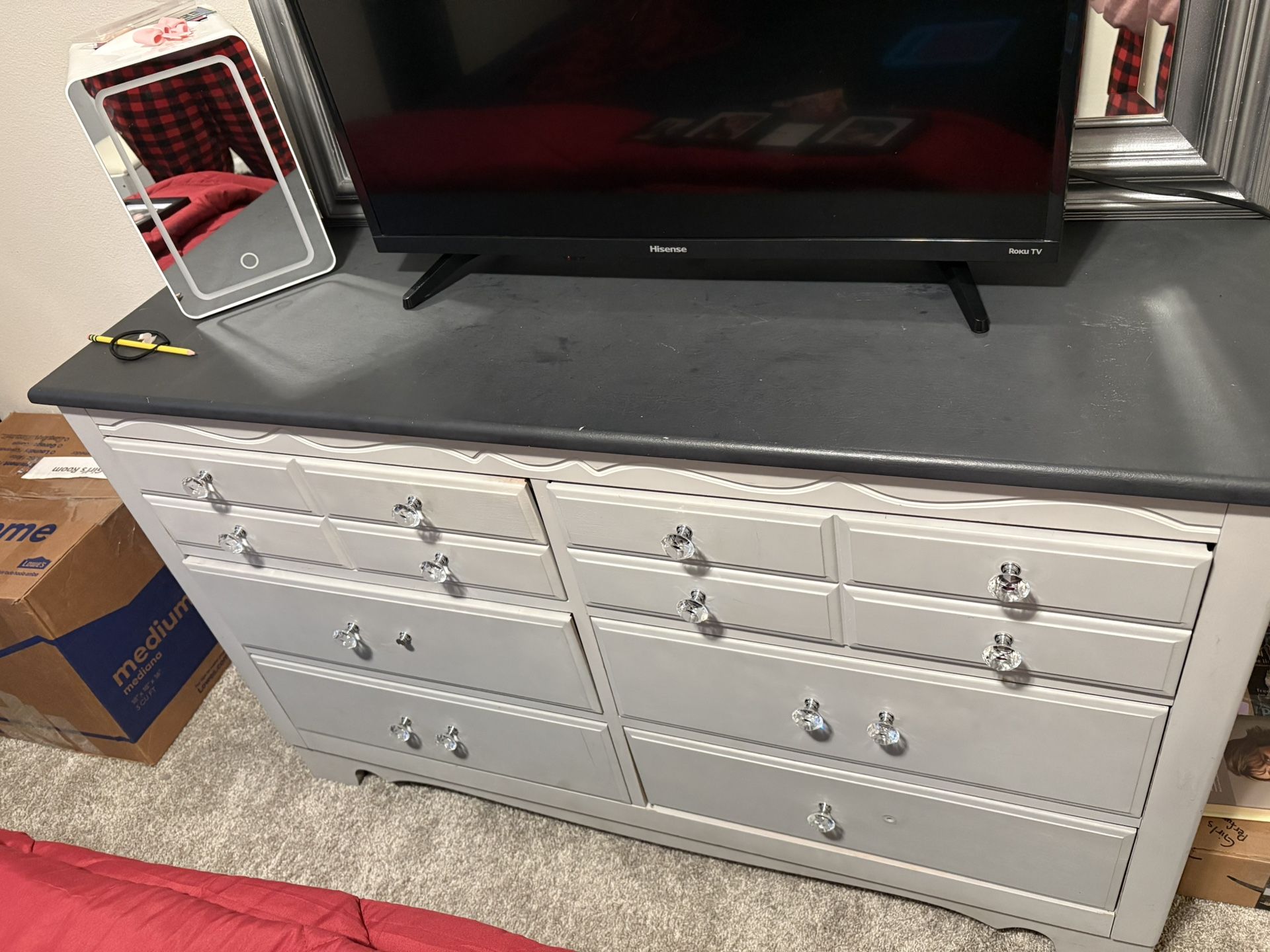 6 Drawer Dresser