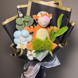 Tigger Plush Bouquet