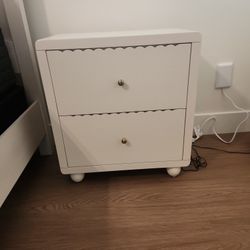2 Nautica Night Stands 