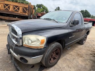 2006 Dodge ram 3.7 engine For parts only
