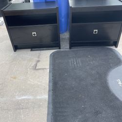 2 clean black tables with a drawer that works very well each $20 or the 2x$30 measure 26 inches long, 15 inches wide and 22 inches high.