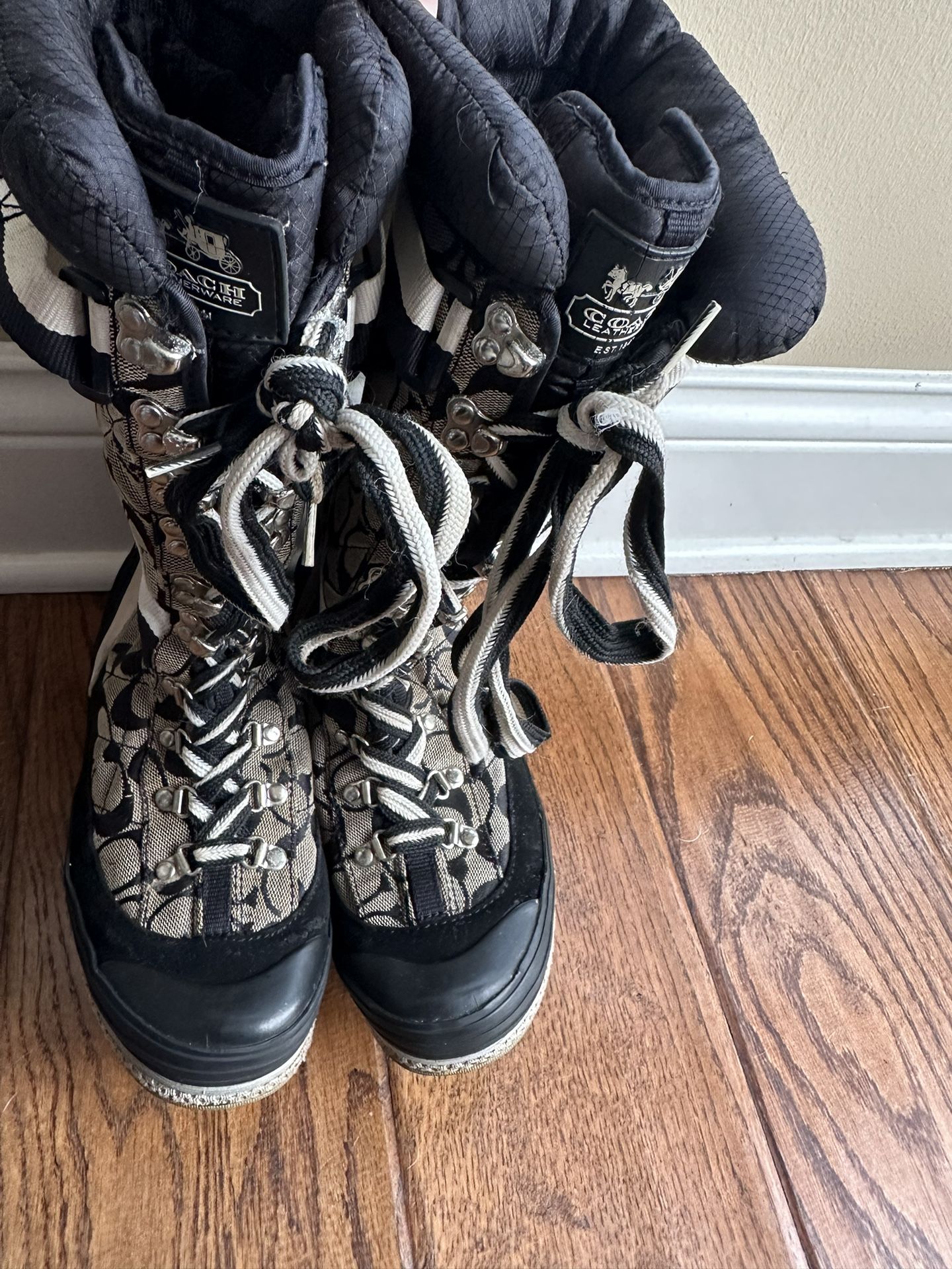 Authentic Coach boots Size 8