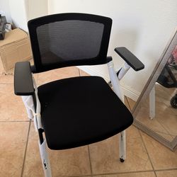 Sillas de escritorio / Desk chairs