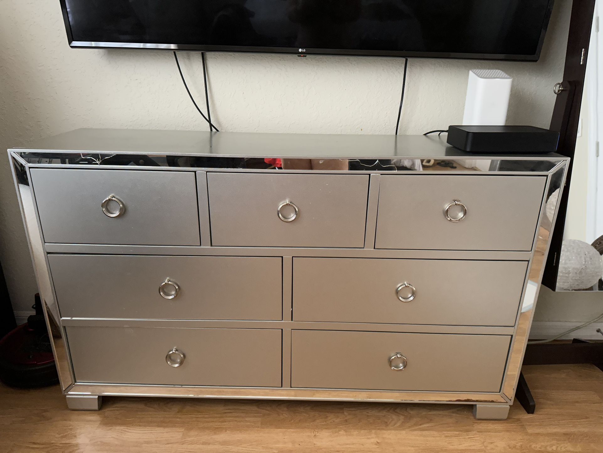 Mirrored Dresser for Sale in Pembroke Pines, FL OfferUp