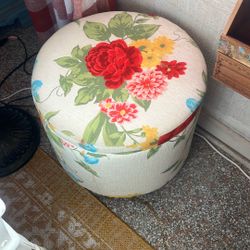 Pioneer Woman Ottoman 