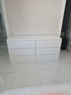 White 6-Drawer Double Dresser