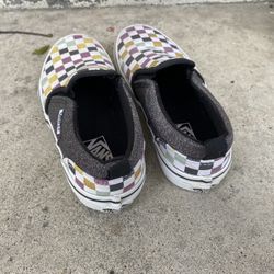 In Great Used Conditions Vans Brand Girls Shoes Size1 $20
