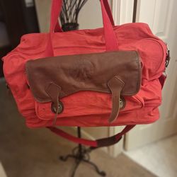 Vintage Marlboro Country Store Travel Duffle Bag Red w/ Shoulder Strap