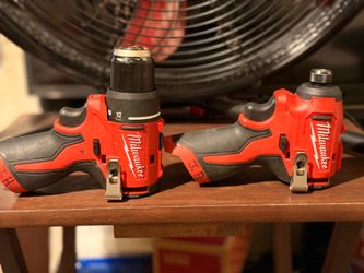 Drill and compact Milwaukee