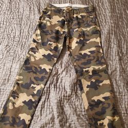 New GAP Camo Pants Size 2 