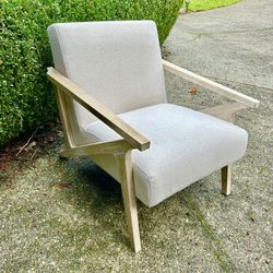 Like New - Mid Century Modern Accent Chair