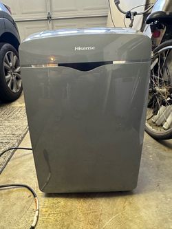 Portable Air Conditioner - Hisense 10,000 btu/hr