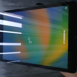 Ipad 8th Gen.   -128GB