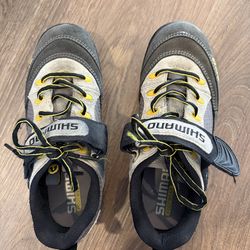 Shimano SPD women’s cycling cleats size 37 (6.5) and winter shoe covers