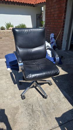 Heavy duty office swivel chair leather