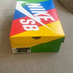 *NEW* Nike SB Dunk Low HUF New York Size 9.5 M