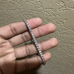 GLD Tennis Bracelet 