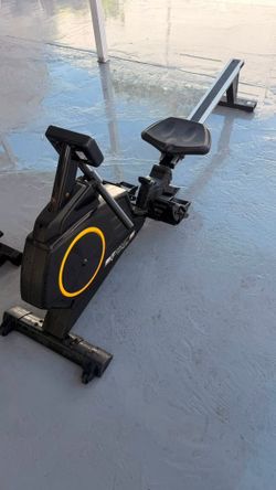 Máquina de remo / Rowing Machine para ejercicio en casa