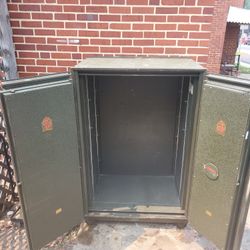 Huge Mosler Safe Safe