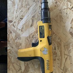 DeWalt Powder Actuated Tool