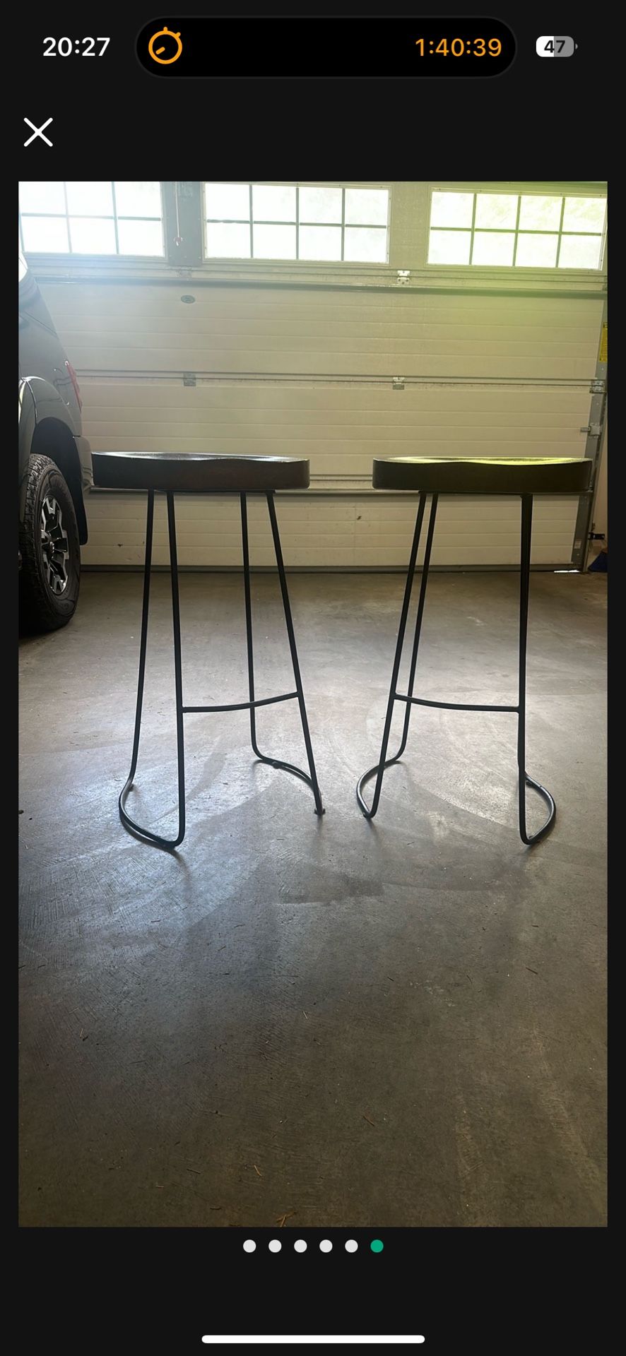 2 Barstools