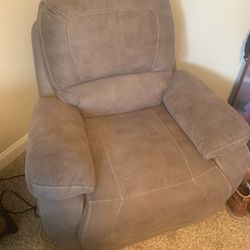 Couch (Electric Recliner) 