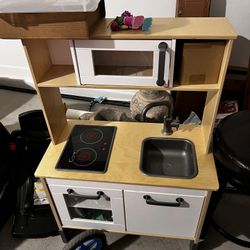 Ikea Play Kitchen And Accessories