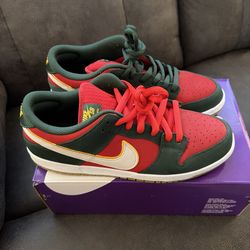 SB Dunks