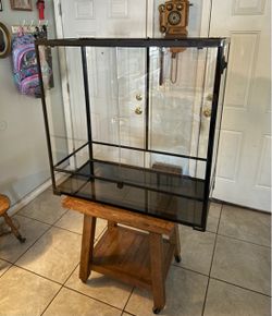 Reptile/Terrarium/Aquarium **HUGE**100 gallon front opening tank ( Have more tanks available) ( no animals included ) *** Like New ***
