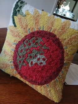Hooked Wool Sunflower Decorative Pillow