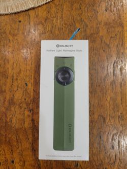 OLight ArkPro EDC 4 in 1 1500 Lumens Flashlight , Green Laser, UV Light Usb-C OD GREEN